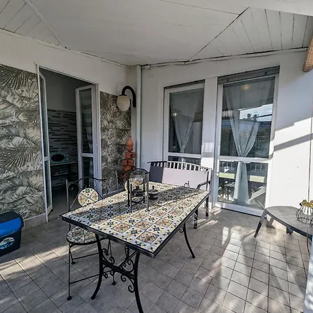 Con Terrazzo Apartmán Parma
